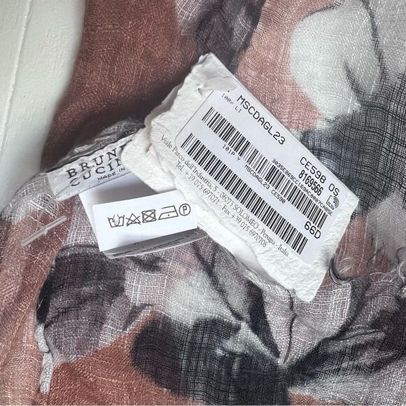 BRUNELLO CUCINELLI Floral-print linen-gauze wrap NWT MSRP US$1,455 - Picture 7 of 7